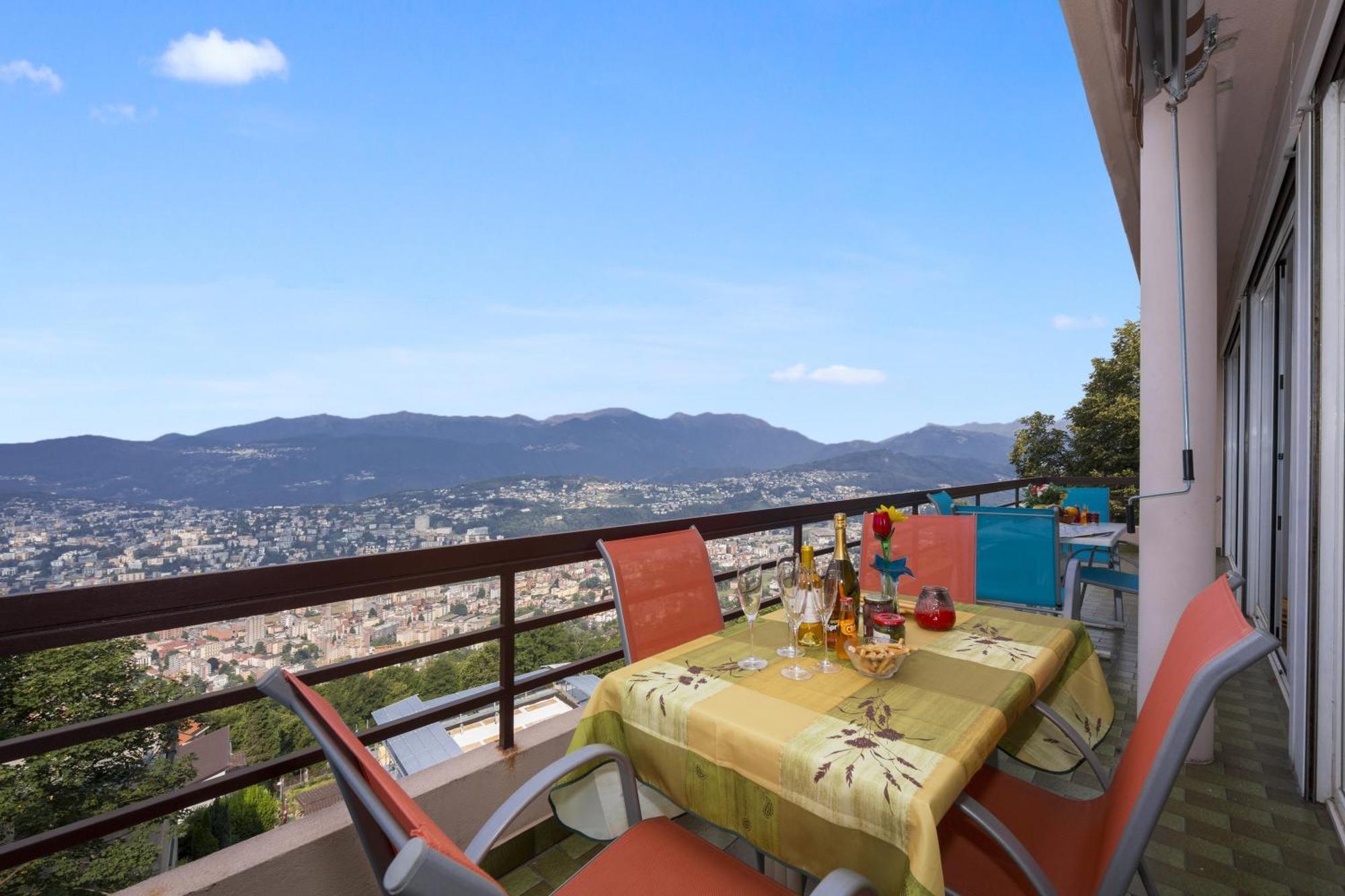 Aldesago Panoramica - Happy